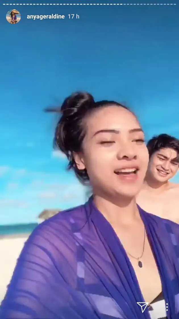 anya geraldine liburan