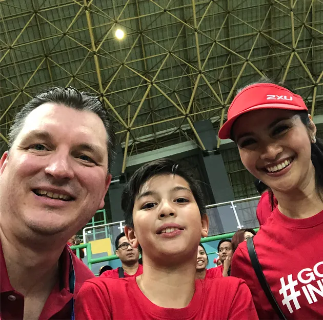 maudy koesnaedi dan keluarga