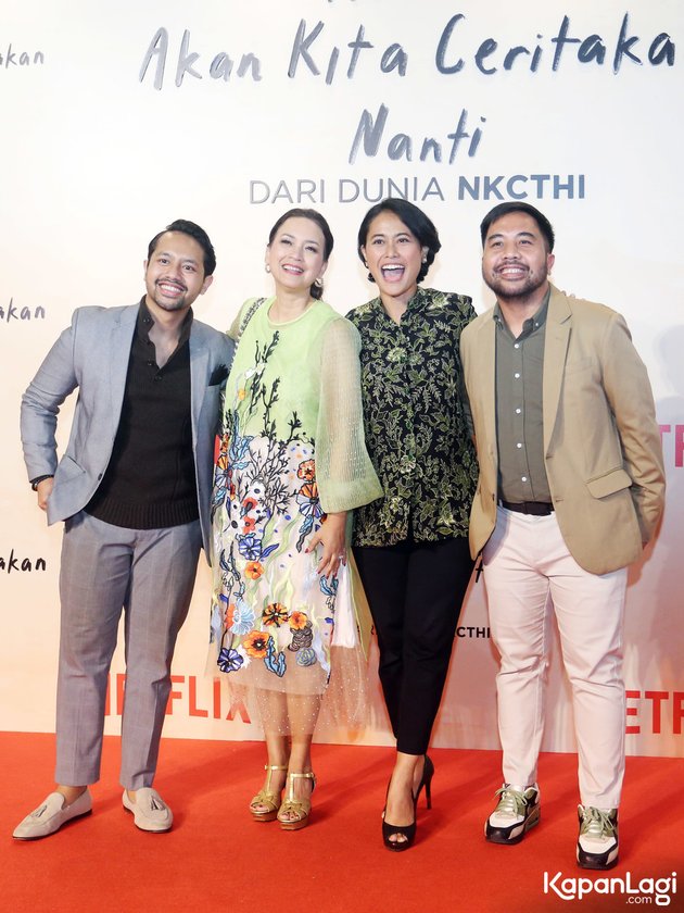 Studded with Stars, 8 Photos of Celebrities Who Attended the Red Carpet of the Movie 'HARI INI AKAN KITA CERITAKAN NANTI'