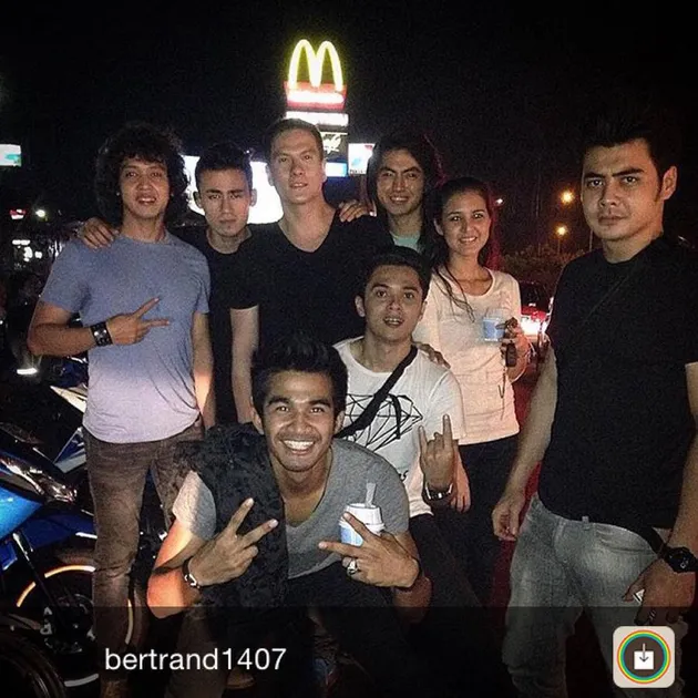 Betrand Antolin Ultah, Satu \&#039;Kampung\&#039; Ikut Merayakan! Seru Banget