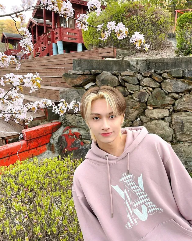 Kecocokan Cewek Gemini dan Jun SEVENTEEN