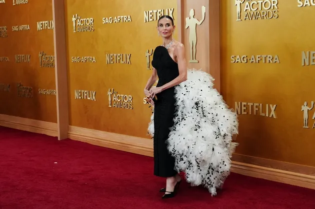 Demi Moore di Red Carpet Actor Awards 2026