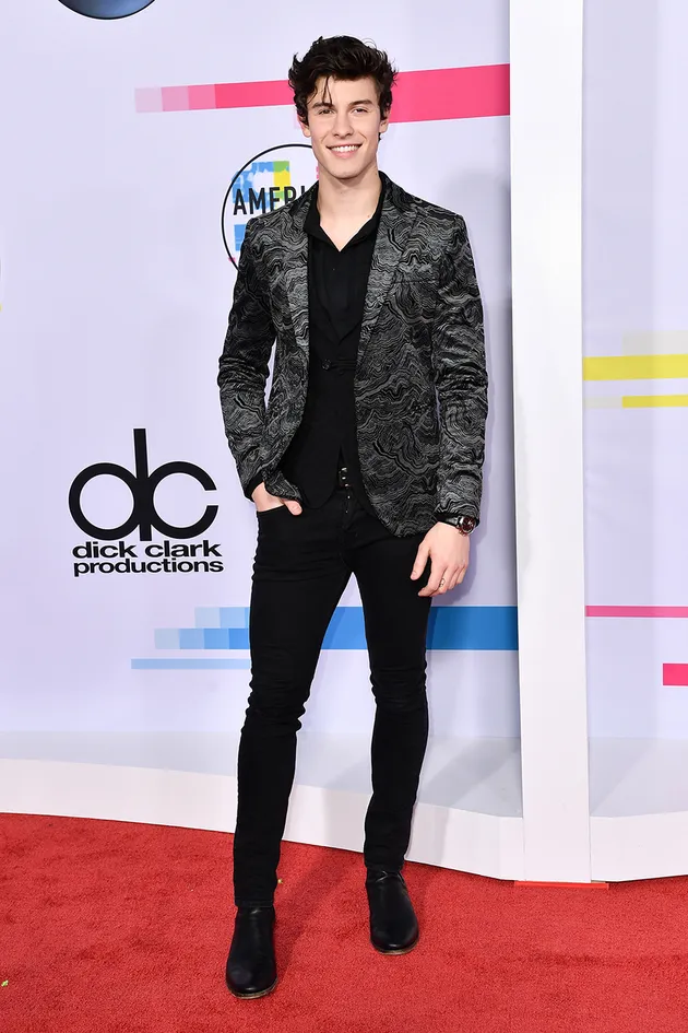 Best Dressed AMAs 2017