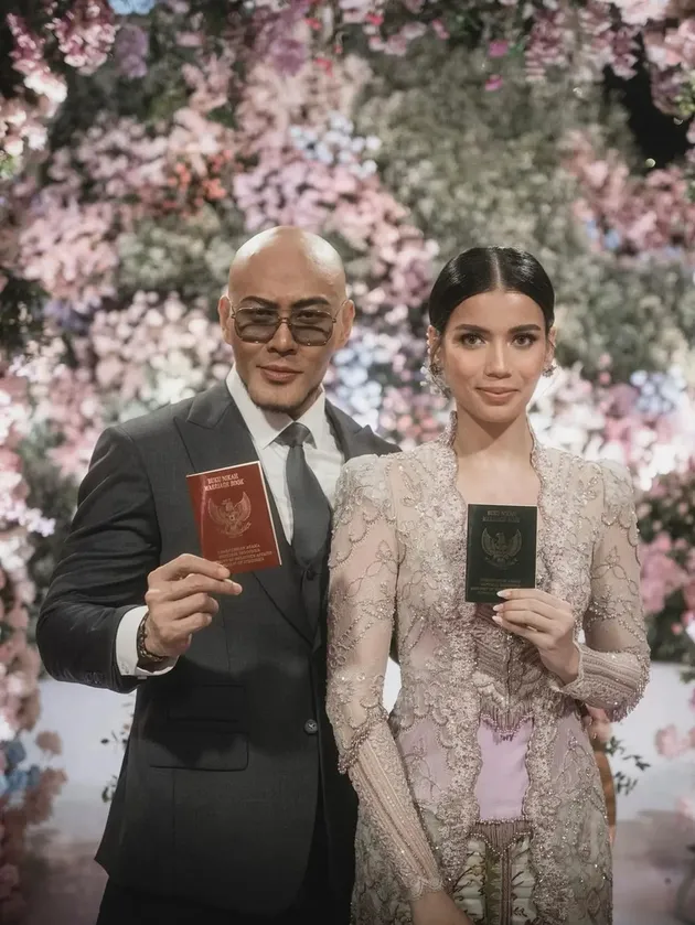 Akad Nikah Sabrina Chairunnisa dan Deddy Corbuzier