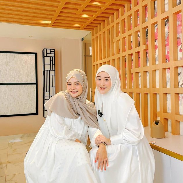 Usually Open, Portraits of Mawar AFI Who Gracefully Wears Syar'i Clothing While Performing Umrah - Netizens: More Calm