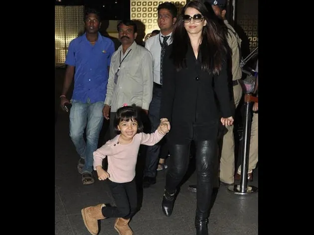 Aishwarya Rai dan Aaradhya Bachchan