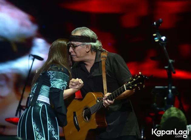 foto konser Iwan Fals