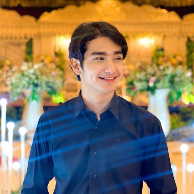 Melting, This is the Portrait of Mahdy Reza's Sweet Smile, the Handsome Star of 