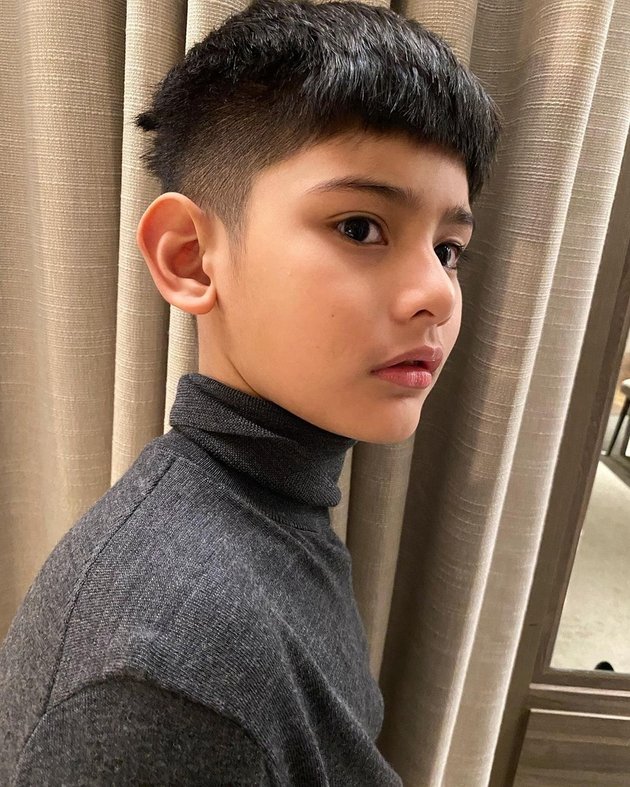 Make Netizens Queue Up to Become Prospective In-Laws, Peek at the Portrait of King Faaz, Fairuz A Rafiq's Eldest Son Who Just Got a Haircut - Looking Handsome and Mature