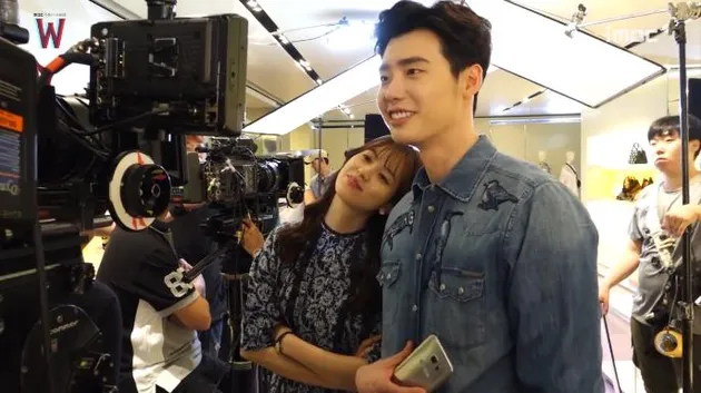 Adegan Ciuman Lee Jong Suk Han Hyo Joo