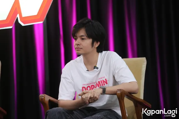 Angga Yunanda film dopamin promo di Kapanlagi