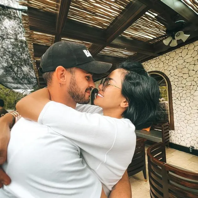 nikita mirzani, antonio dedola