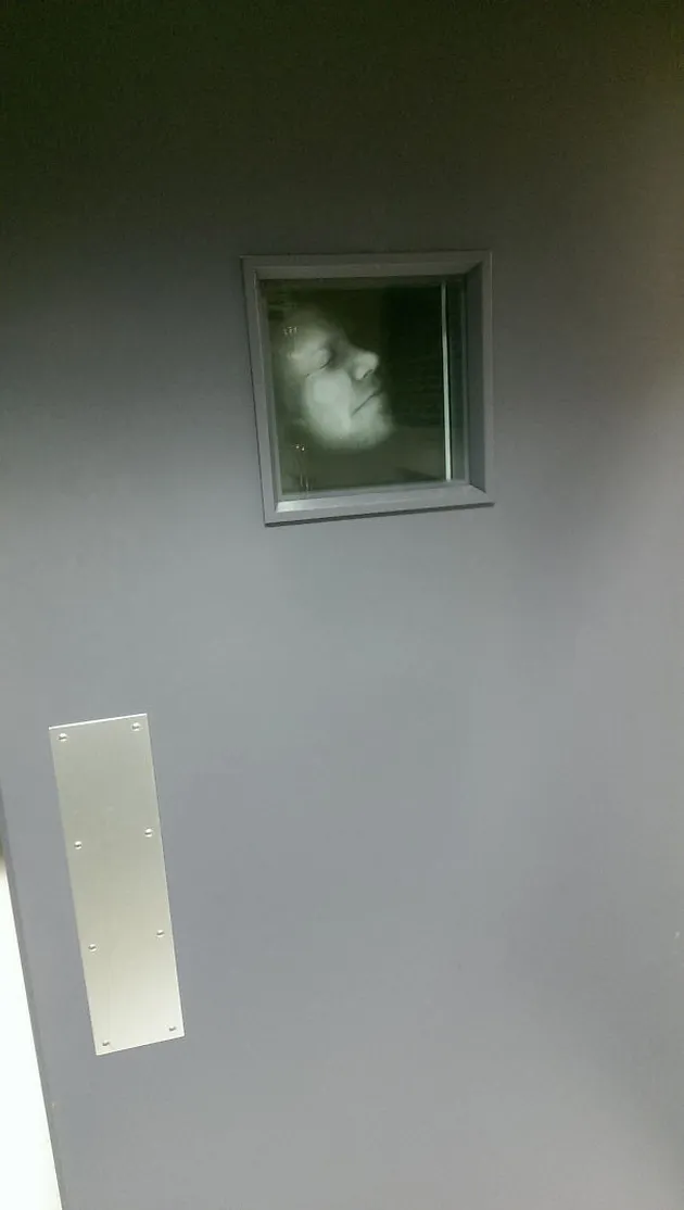 Aksi Lucu di Kantor