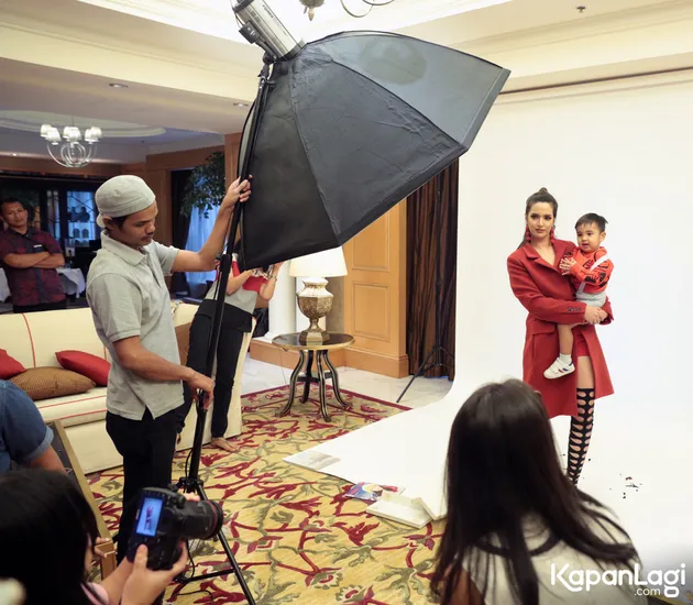 Nia Ramadhani &amp; Mainaka Zanatti Bakrie