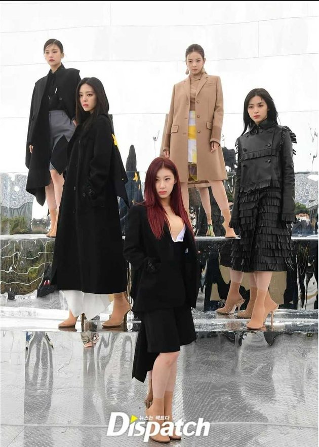 Open New Branch in Jeju Island, Burberry Brand Invites Several Korean Stars to the Opening Event: Including ITZY and Wi Ha Joon!