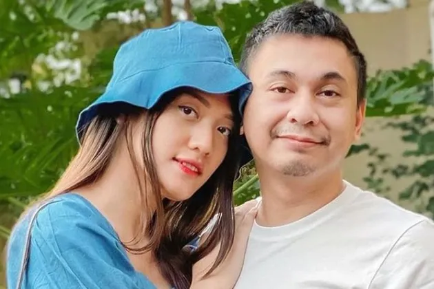 raditya dika beri saham, berita raditya dika, raditya dika annisa aziza