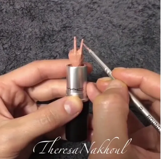 lipstick art