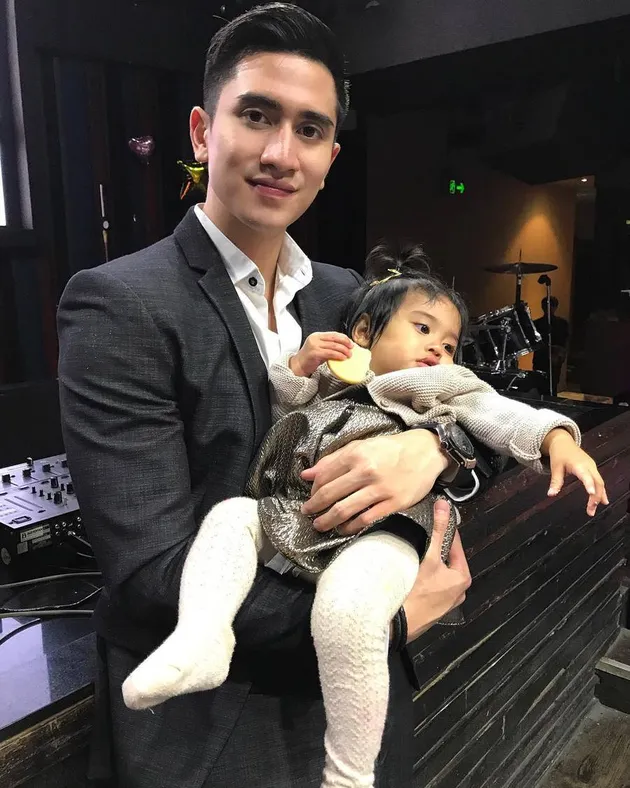 Bukti Rasa Sayang Athalla Dan Verrell Bramasta Pada Adik Kapanlagi Com Bukti Rasa Sayang Athalla Dan Verrell Bramasta Pada Adik Kapanlagi Com