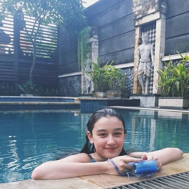 Natasha, Adik Kimberly Ryder