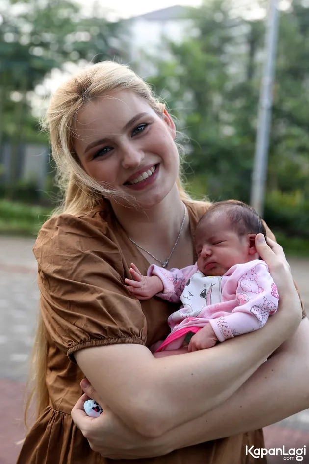 Nastasya Shine Istri Robby TikTok Rusia