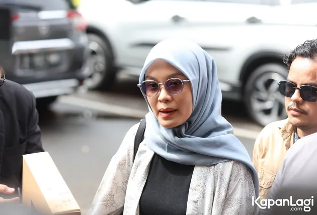  Ayu Chairun Nurisa