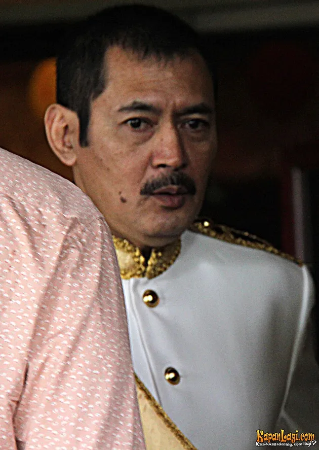 Bambang Trihatmodjo / Mayangsari