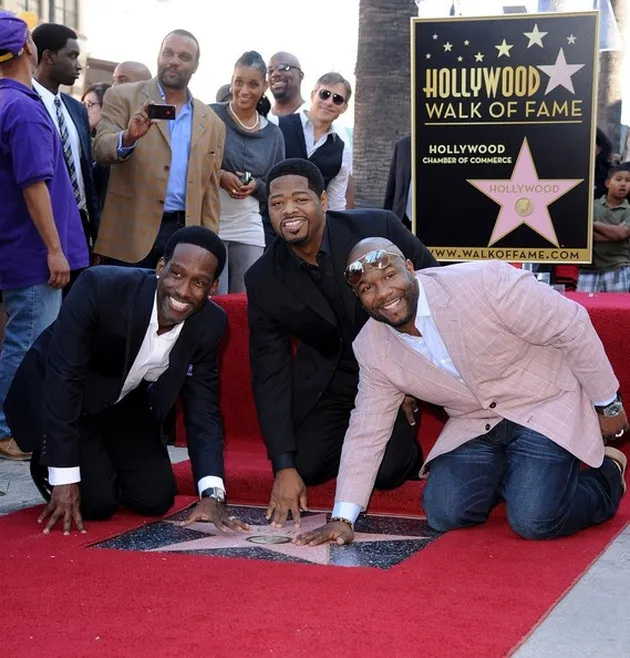BOYZ II MEN - Nathan Morris membuat grup penyanyi bernama Unique Attraction saat masih bersekolah di Philadelphia High School pada tahun 1985 sebelum mengganti nama menjadi Boyz II Men di tahun 1988.