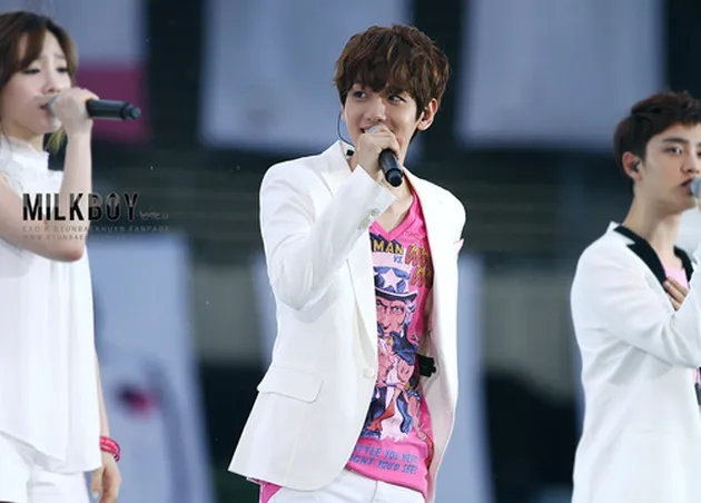 Taeyeon Girls Generation &amp; Baekhyun EXO