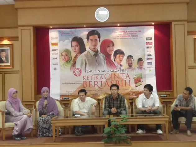film ketika cinta bertasbih