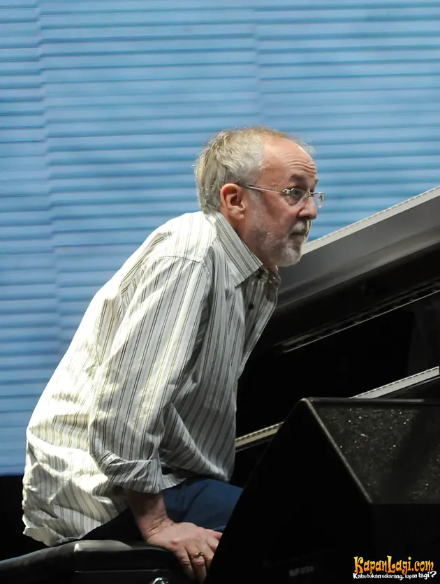Bob James