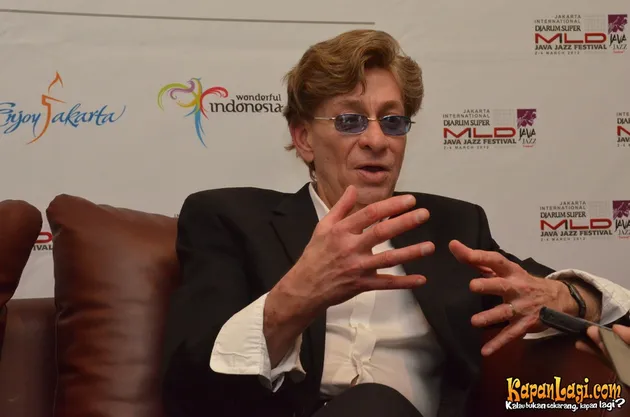 Bobby Caldwell