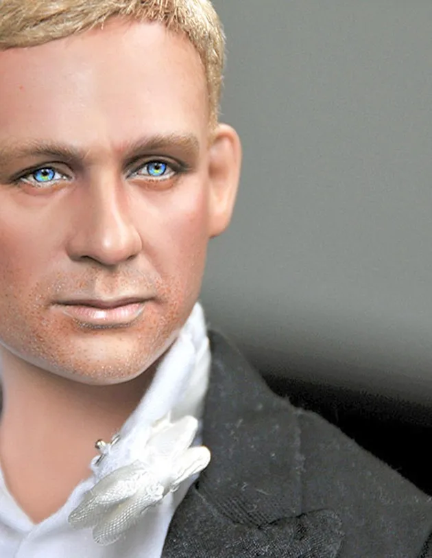 Daniel Craig