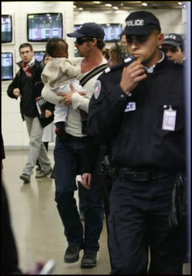 pitt_dan_jolie_bandara