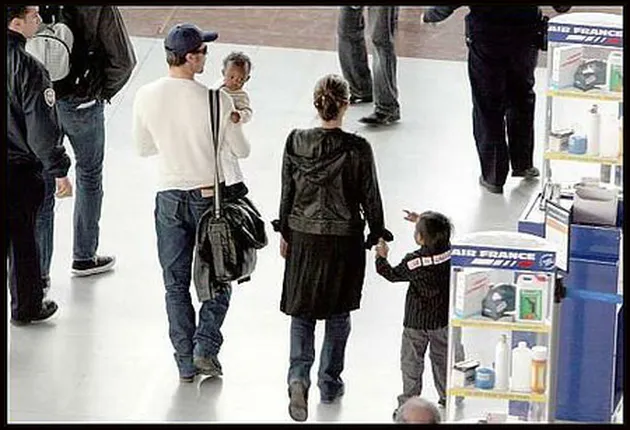 pitt_dan_jolie_bandara