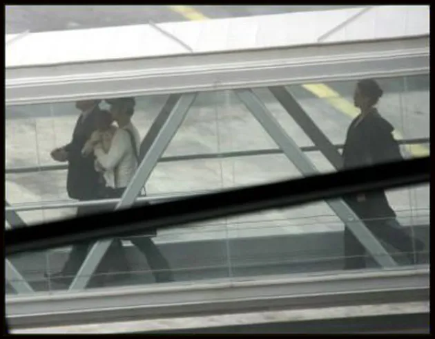 pitt_dan_jolie_bandara