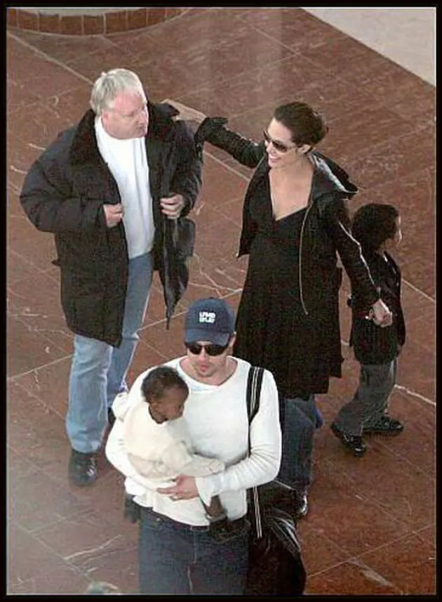 pitt_dan_jolie_bandara