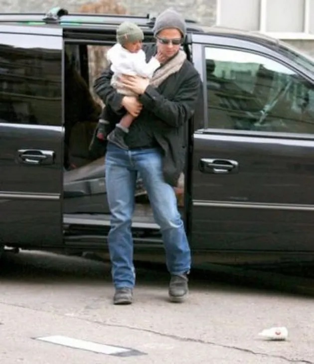 Brad Pitt dan keluarga