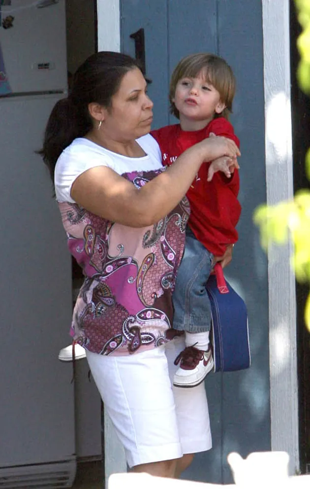 britney_jemput_sekolah