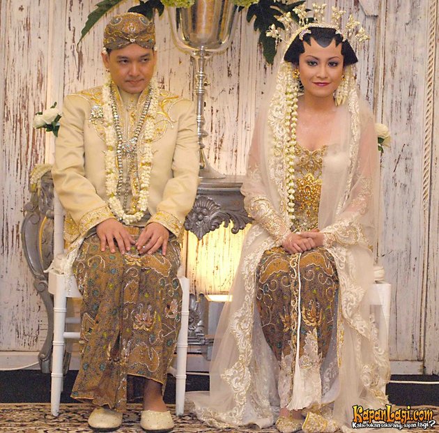 BUSANA PENGANTIN PARA SELEBRITIS KapanLagi com