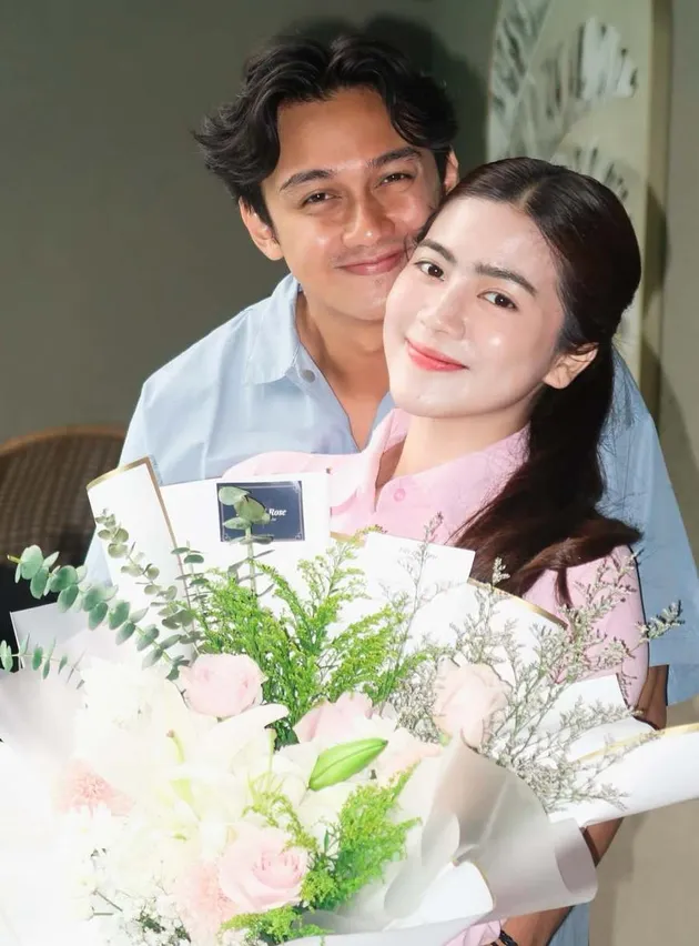 Felicya Angelista dan Caesar Hito mesra