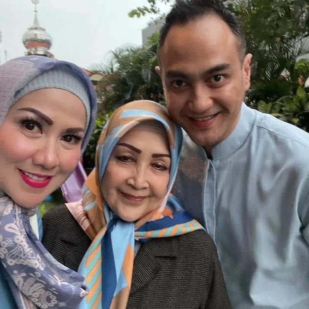 Beloved Future Daughter-in-Law, 8 Photos of the Closeness between Venna Melinda and Ferry Irawan's Mother - Their Faces are Said to be Similar