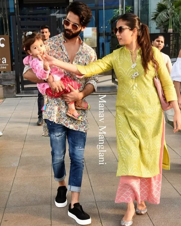 Candid Bollywood
