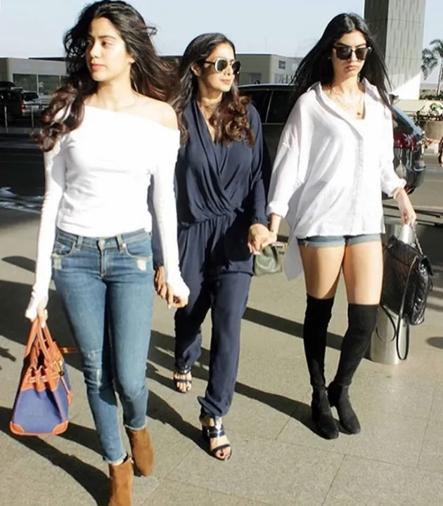 Candid Bollywood