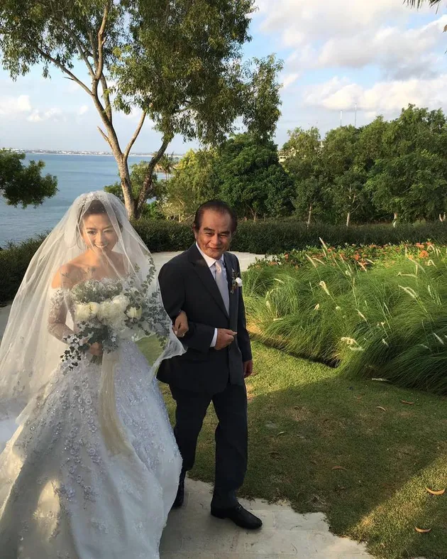 Franda dan Samuel Zylgwyn menikah