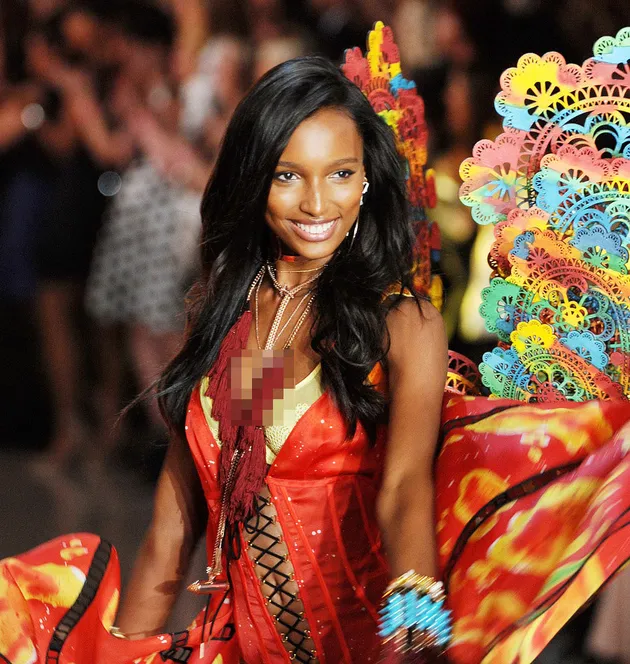 Victoria\&#039;s Secret Fashion Show 2015