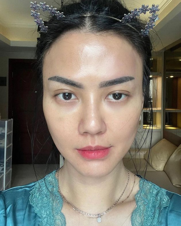 Natural Beauty! 8 Portraits of Nita Gunawan without Makeup, Called a Combination of Agnez Mo and Revalina S Temat