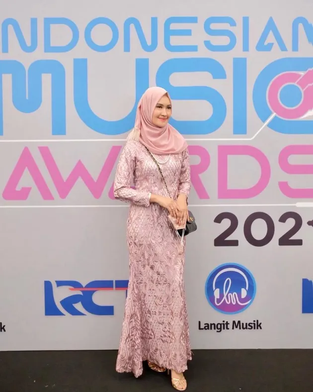 Istri Tommy Kurniawan Kedua Lisya Pramugari Puteri Indonesia