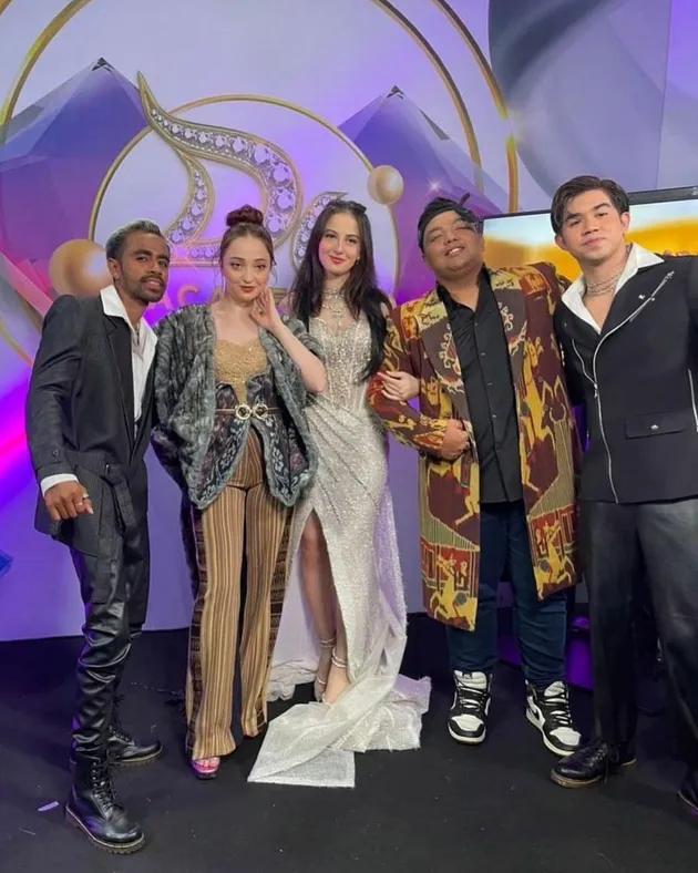 Aysegul Peserta DA Asia 6 