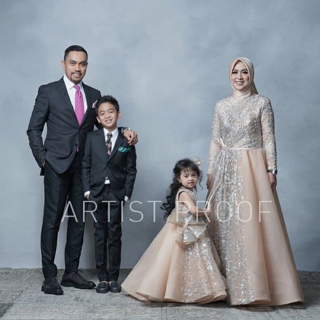 Beautiful and Very Maternal, 8 Portraits of Feby Belinda Wife of Ahmad Sahroni Crazy Rich Tanjung Priok