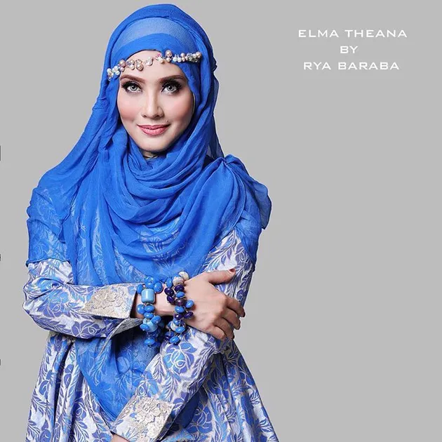 Elma Theana Berhijab